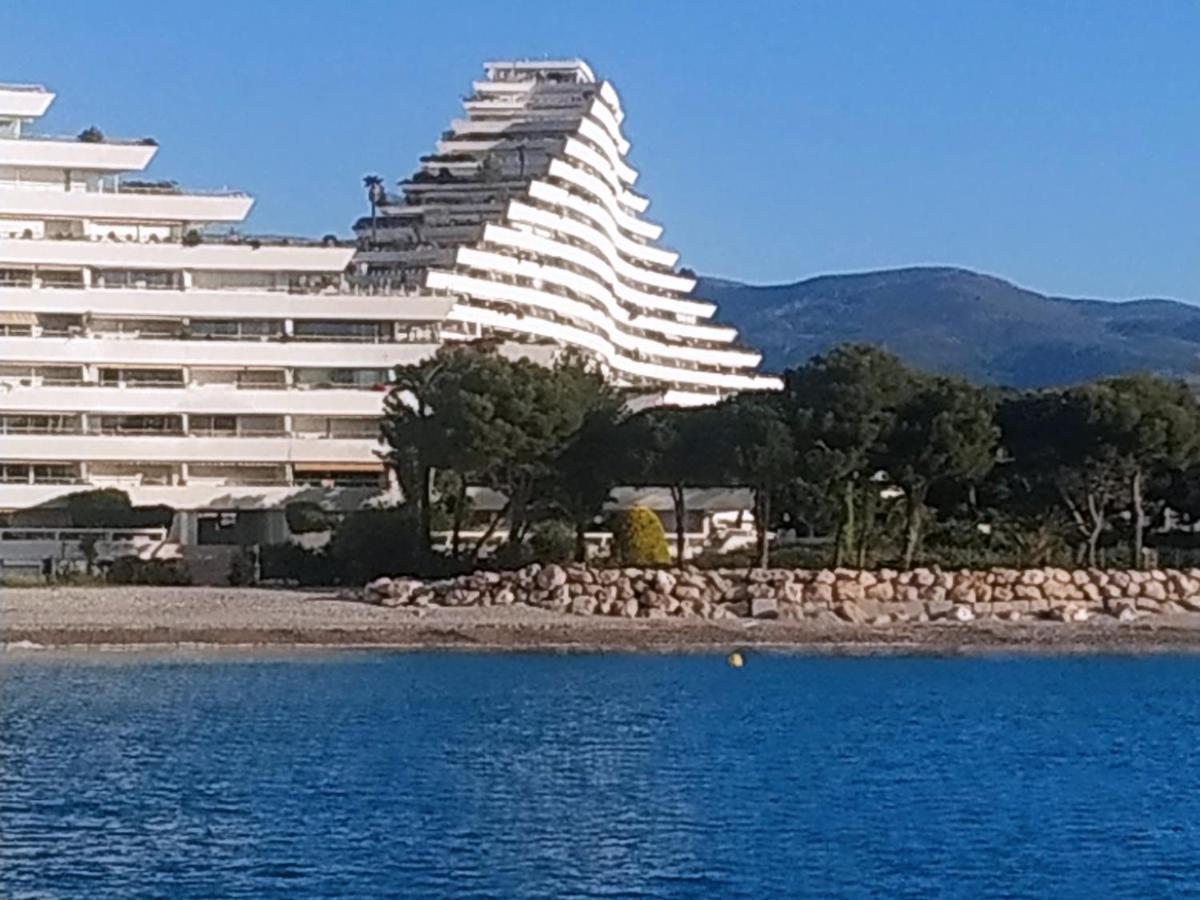 Studio Rez De Jardin Marina Baie Des Anges Villeneuve-Loubet Exterior photo